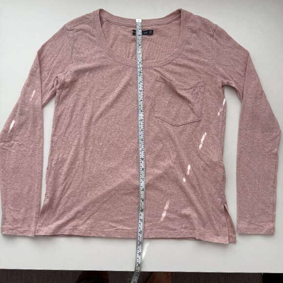 Abercrombie and Fitch Women's Bundle - Picture 6 of 12